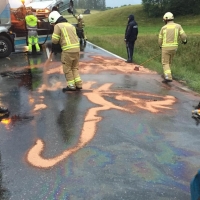 Brandmeldealarm und Verkehrsunfall