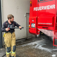2026-05-14_Pflege_Fahrzeuge-Halle_12
