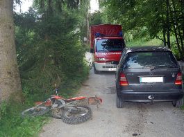 Verkehrsunfall mit Personenschaden in Freundsheim – Mopedlenker gegen ÜKW