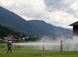 Dynamischer Auftakt zum Feuerwehr-Nassbewerb