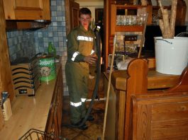 Erster Einsatz im neuen Jahr – Wasserschaden in Einfamilienhaus Erster Einsatz im neuen Jahr – Wasserschaden in Einfamilienhaus