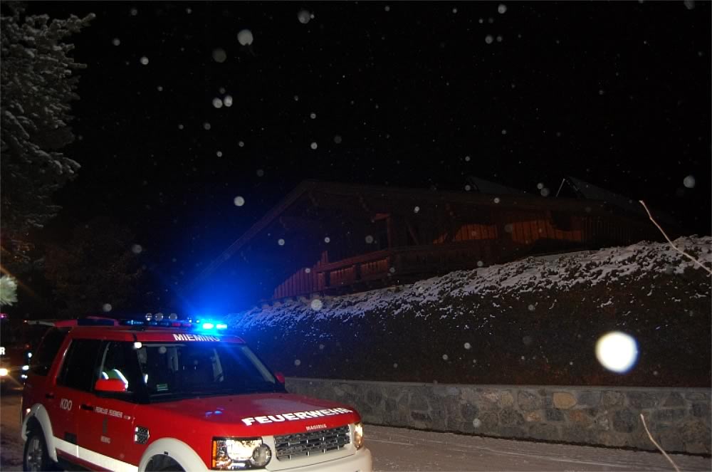 Kaminbrand in Untermieming - Starker Funkenflug, Foto: Freiwillige Feuerwehr Mieming