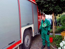 20 Wespennesteinsätze in wenigen Wochen – „Nest im Kinderzimmer“ 20 Wespennesteinsätze in wenigen Wochen - "Nest im Kinderzimmer", Foto: Freiwillige Feuerwehr Mieming