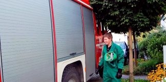 20 Wespennesteinsätze in wenigen Wochen – „Nest im Kinderzimmer“ 20 Wespennesteinsätze in wenigen Wochen - "Nest im Kinderzimmer", Foto: Freiwillige Feuerwehr Mieming