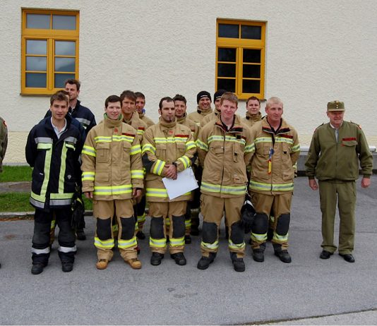 Landeck – Atemschutz-Leistungsabzeichen (ASLA) in Bronze Landeck - Atemschutz-Leistungsabzeichen (ASLA) in Bronze. Foto: FF Mieming