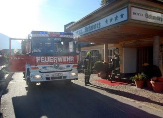 Hotel Schwarz – Brandmeldung entpuppte sich als Fehlalarm Hotel Schwarz - Brandmeldung entpuppte sich als Fehlalarm, Foto: Freiwillige Feuerwehr Mieming