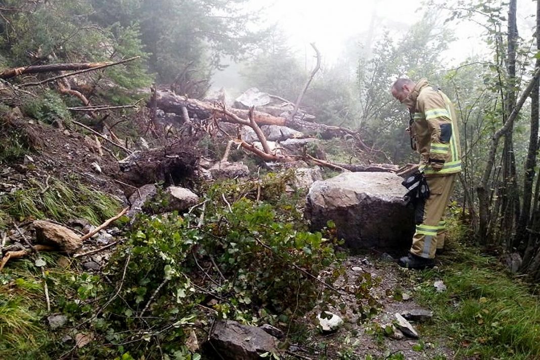 Besinnungsweg - Felssturz zwischen Locherboden und Untermieming, Foto: Feuerwehr Mieming