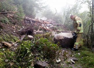 Besinnungsweg – Felssturz zwischen Locherboden und Untermieming Besinnungsweg - Felssturz zwischen Locherboden und Untermieming, Foto: Feuerwehr Mieming