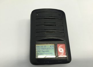 Person eingeschlossen – Kind steckt in Stiegengeländer fest