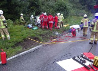 Schwerer Verkehrsunfall B189 Mieminger Straße in Wildermieming