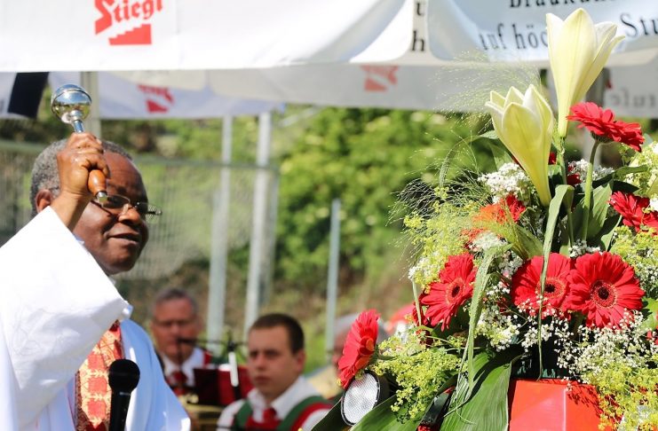 Pumpenweihe beim Feuerwehrjubiläum, Foto: Knut Kuckel