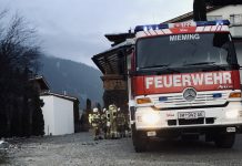 Brandalarm: brennende Weihnachtsdekoration!