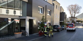Brand Mehrfamilienhaus Wohnung – angebrannte Speisen