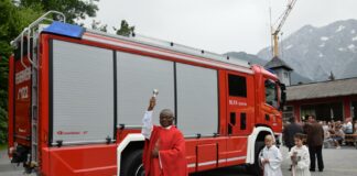 Fahrzeugsegnung RLF Mieming