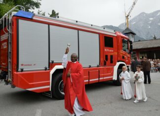 Fahrzeugsegnung RLF Mieming