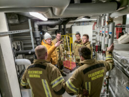 Funkübung in Hotelgebäude